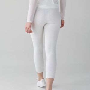 lululemon Wunder Under Crop Hi-Rise foil manifesto